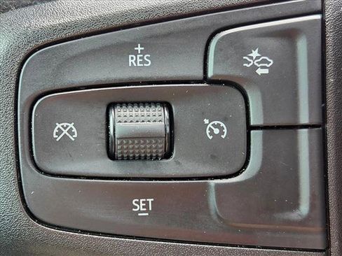 Used 2022 Chevrolet Silverado 1500 Custom RWD image 11