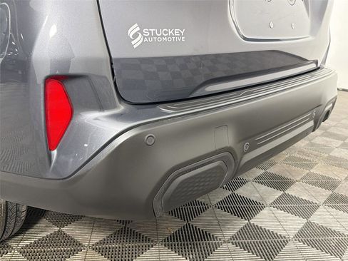 Used 2025 Subaru Forester Limited image 34