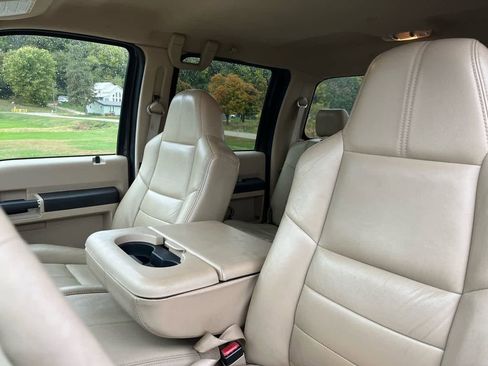 Used 2008 Ford F350 4x4 Crew Cab DRW Super Duty image 24