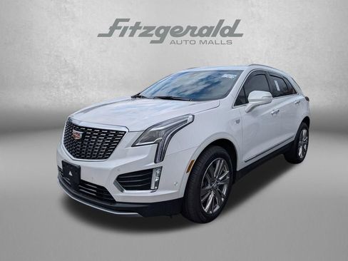 Certified 2025 Cadillac XT5 Premium Luxury w/ Technology Package image 2