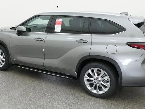 New 2026 Toyota Highlander Limited image 38
