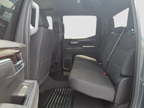 Used 2025 Chevrolet Silverado 1500 LT RWD image 14