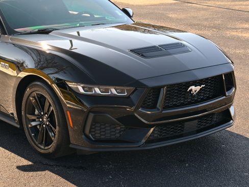 Used 2024 Ford Mustang GT image 31