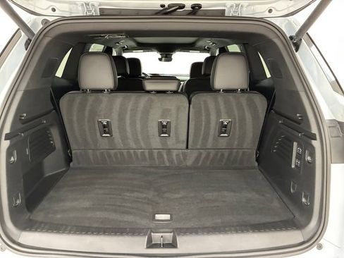 Certified 2026 Buick Enclave Avenir w/ Super Cruise Package AWD/4WD image 17