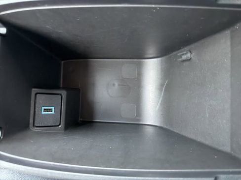 Used 2020 Ford Escape SEL image 36