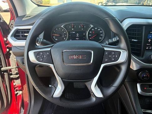 Used 2023 GMC Acadia SLE w/ Driver Convenience Package FWD image 23