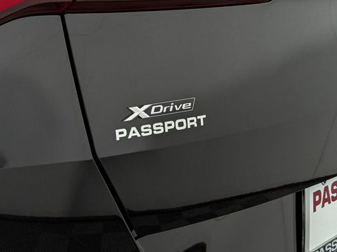 Used 2025 BMW X3 xDrive30i w/ Convenience Package image 10