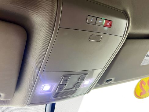 Used 2022 Volkswagen Atlas SE image 22