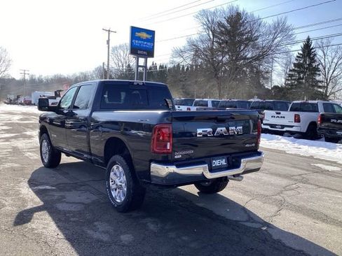 New 2026 RAM 2500 Laramie AWD/4WD image 5
