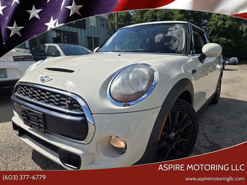 Used 2017 MINI Cooper S FWD image 1