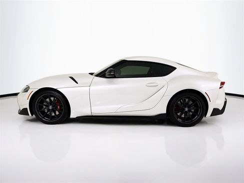 Used 2024 Toyota Supra 3.0 image 2