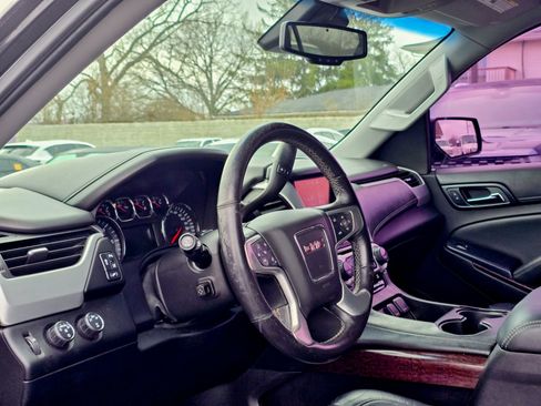 Used 2015 GMC Yukon SLT image 10