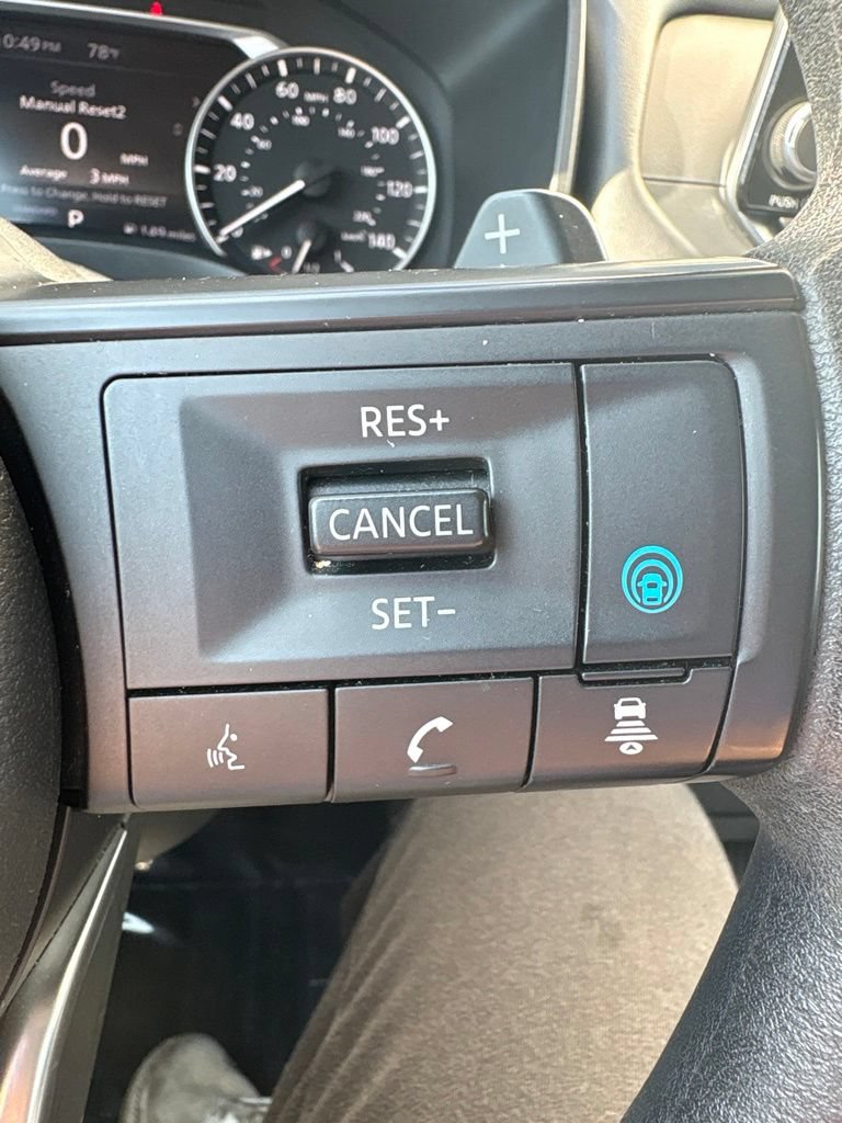 Used 2024 Nissan Rogue SV FWD image 18