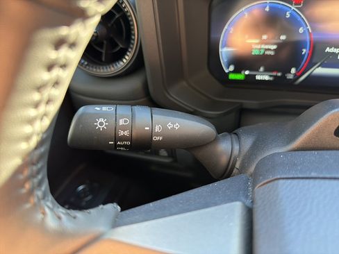 Used 2024 Toyota Land Cruiser image 14