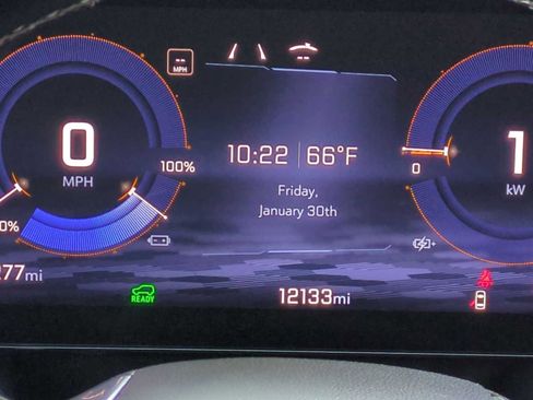 Used 2025 Chevrolet Equinox EV LT w/ Convenience Package image 17