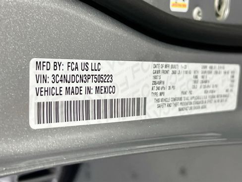 Used 2023 Jeep Compass Limited w/ Elite Group AWD/4WD image 30