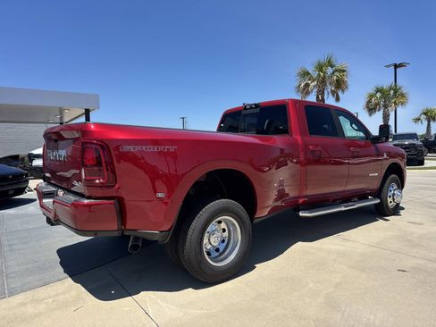 New 2026 RAM 3500 Laramie w/ Sport Appearance Package AWD/4WD image 7