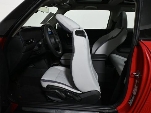 Used 2025 MINI Cooper S image 31