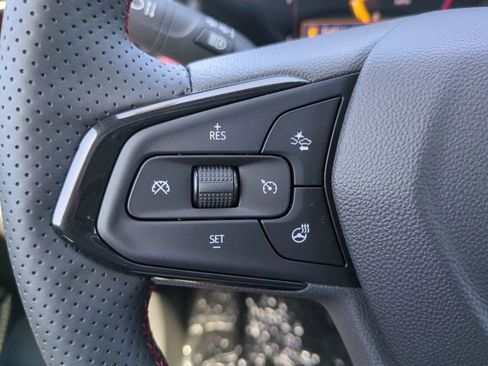 New 2026 Chevrolet Trax RS w/ Sunroof Package image 25