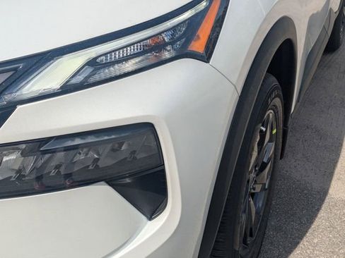 New 2026 Nissan Rogue SV FWD image 9