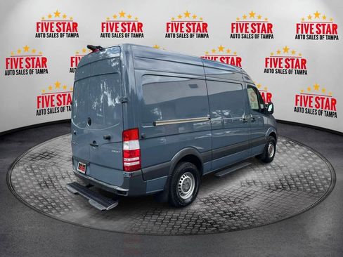 Used 2018 Mercedes-Benz Sprinter 2500 image 7