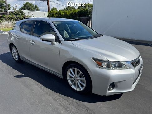 Used 2012 Lexus CT 200h image 2