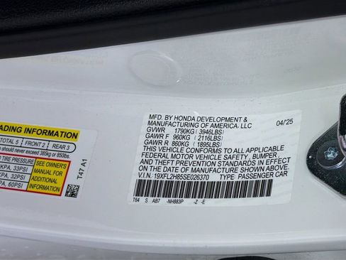 Used 2025 Honda Civic Sport image 28