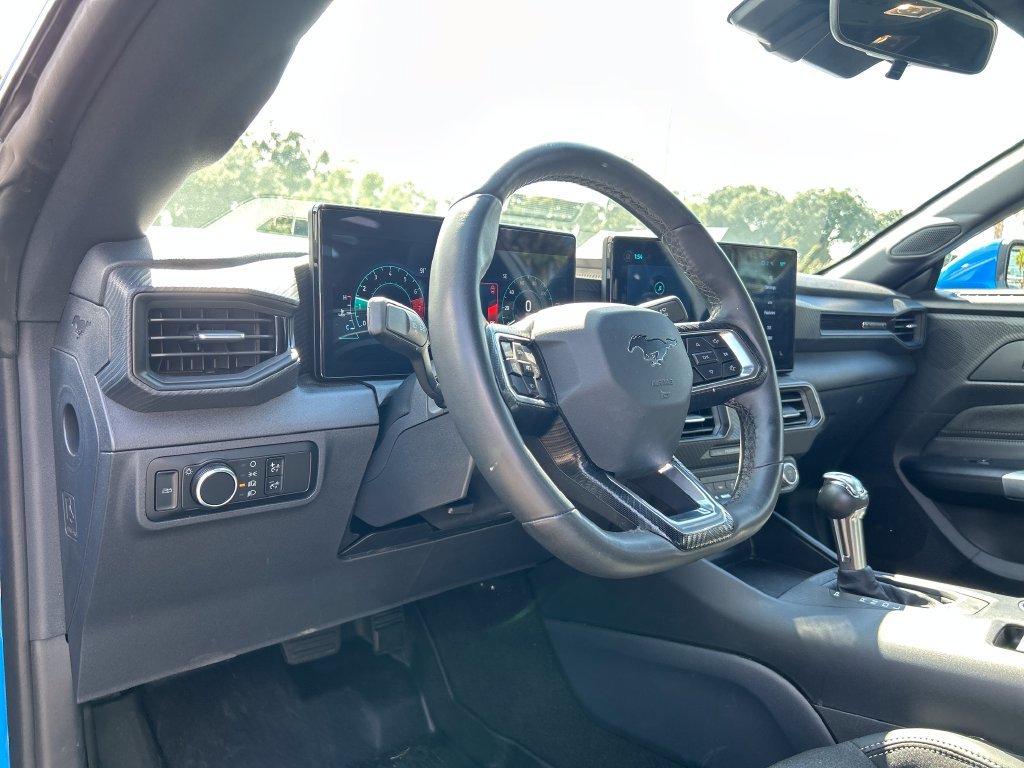 Used 2024 Ford Mustang Coupe RWD image 9