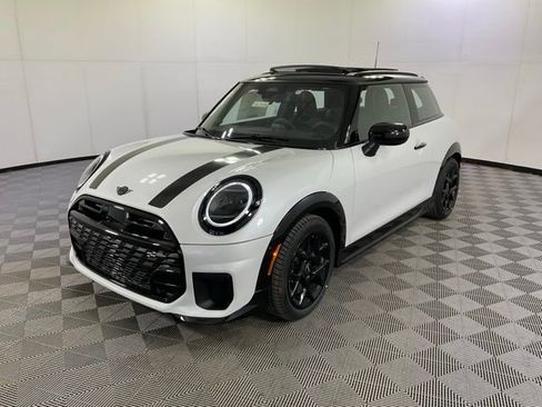 New 2026 MINI Cooper S image 1