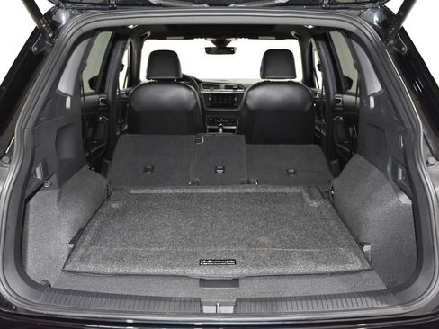 Used 2024 Volkswagen Tiguan SE R-Line w/ MDO Package, Two-Row image 31