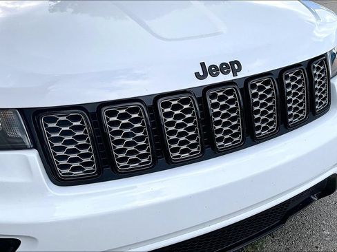 Used 2021 Jeep Grand Cherokee Laredo X AWD/4WD image 27