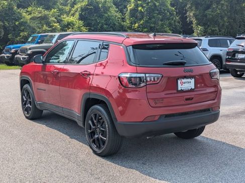 New 2026 Jeep Compass Latitude AWD/4WD image 5
