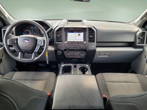 Used 2017 Ford F150 XL w/ Equipment Group 101A Mid AWD/4WD image 13