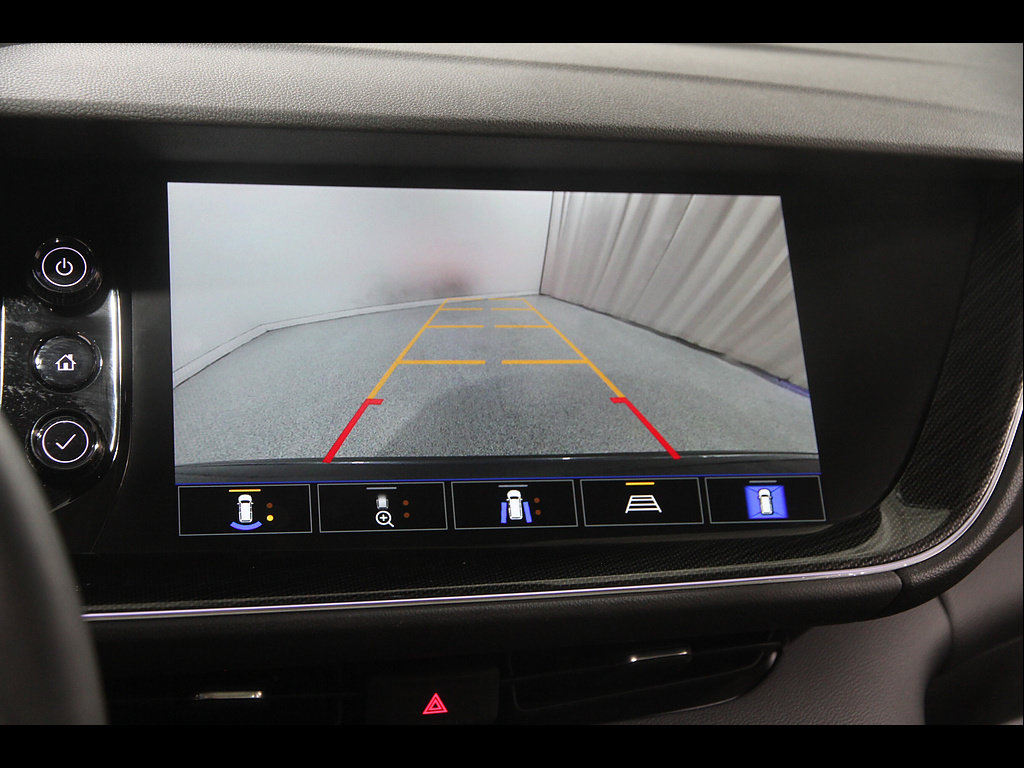 Used 2022 Buick Envision Essence w/ Technology Package I FWD image 15