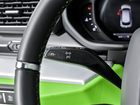 Used 2023 Lamborghini Urus S image 31