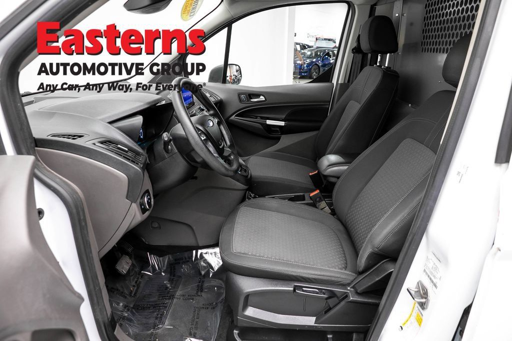 Used 2022 Ford Transit Connect XLT FWD image 13