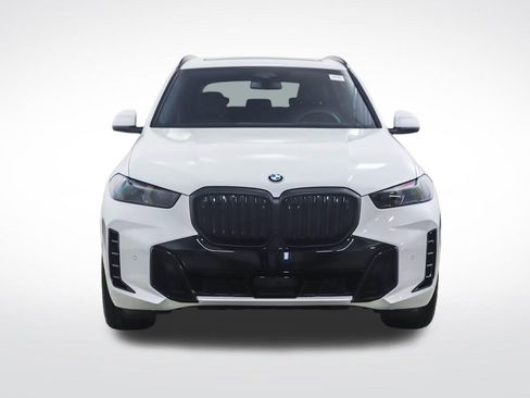 New 2026 BMW X5 xDrive40i w/ M Sport Package AWD/4WD image 8
