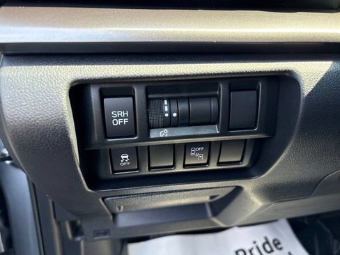 Used 2018 Subaru Crosstrek 2.0i Limited AWD/4WD image 19
