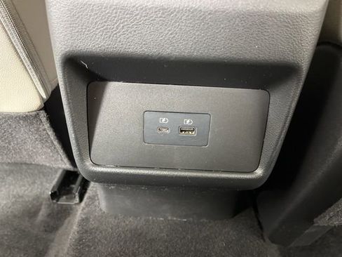 Used 2023 Nissan Rogue SL FWD image 45