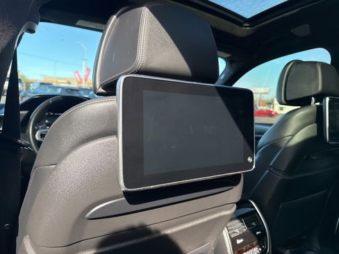 Used 2020 BMW X7 M50i w/ Dynamic Handling Package image 41