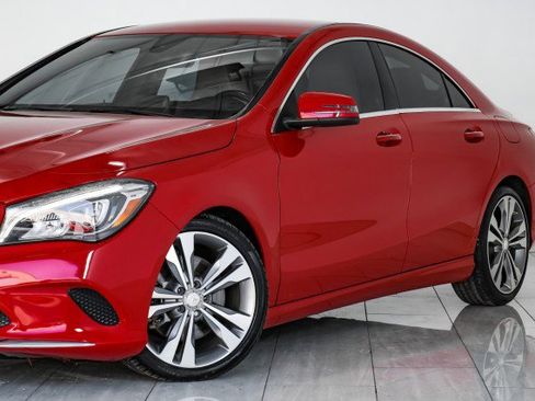 Used 2019 Mercedes-Benz CLA 250 BLIND SPOT NAVIGATION LEATHER image 59