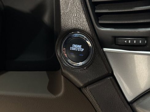 Used 2016 Chevrolet Suburban LTZ image 12