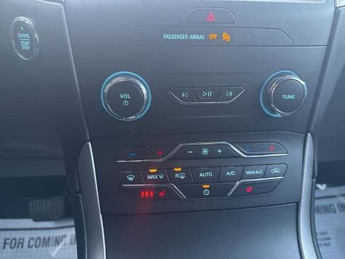 Certified 2020 Ford Edge SEL w/ Convenience Package image 21