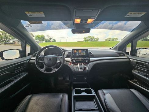 Used 2023 Honda Odyssey Sport image 12
