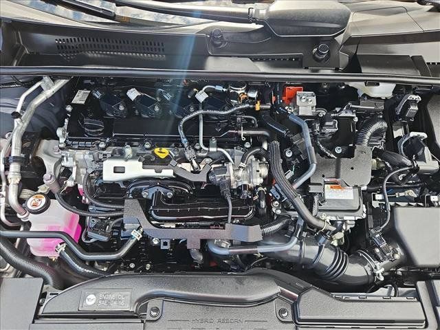 Used 2025 Toyota Prius LE FWD image 29