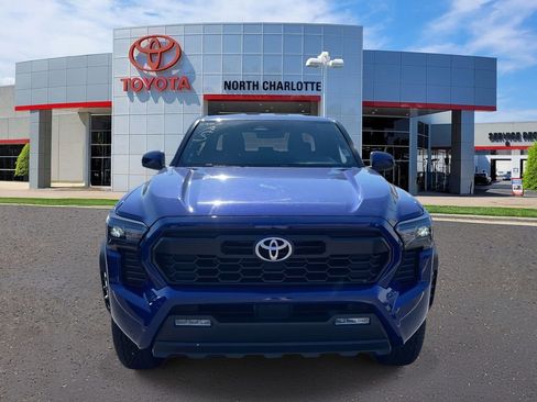 Used 2025 Toyota Tacoma TRD Off-Road image 5