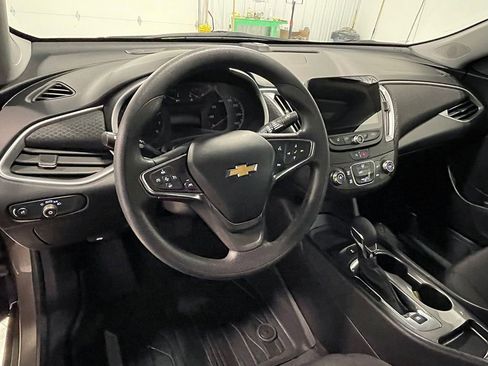 Used 2024 Chevrolet Malibu LS image 19