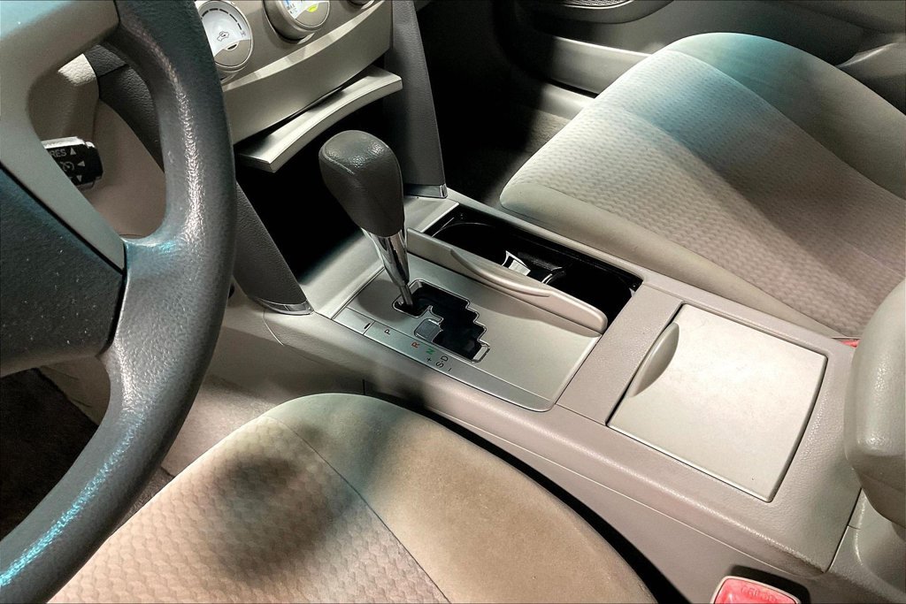 Used 2011 Toyota Camry FWD image 17