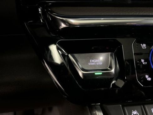 Certified 2025 GMC Sierra 1500 Denali w/ Denali Reserve Package image 17