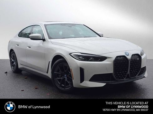 Used 2023 BMW i4 eDrive35 RWD image 1